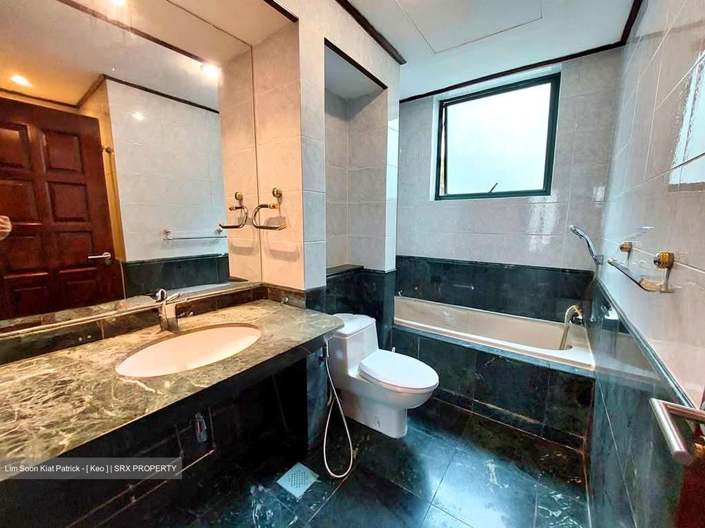 Pebble Bay (D15), Condominium #592057431